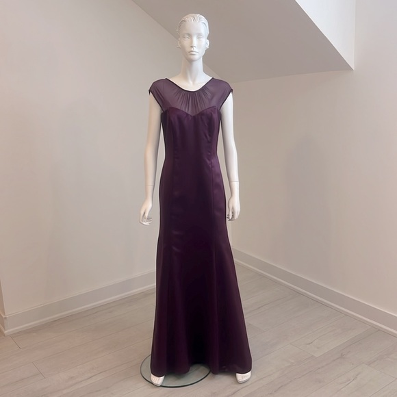 SAMPLE SALE NWT Dessy 2933 size 10 Aubergine Satin/ chiffon Pristine - Picture 1 of 7